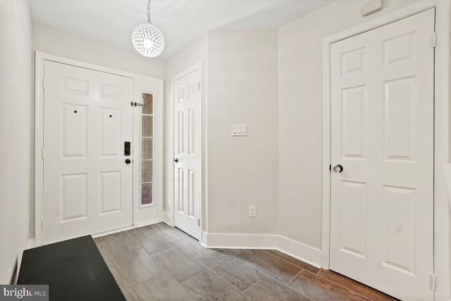 1515 CHURCH HILL PL, Reston, VA 20194