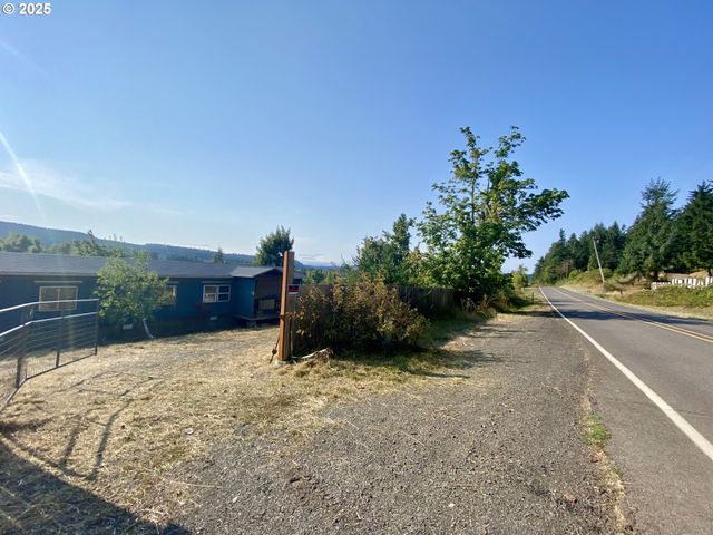 79128 TERRITORIAL Hwy, Lorane, OR 97451