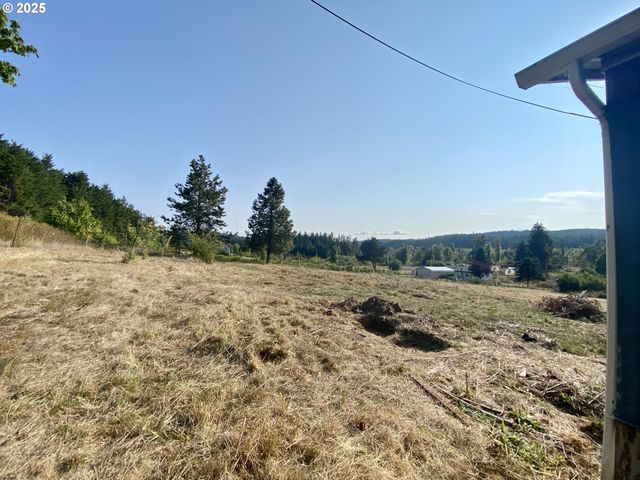 79128 TERRITORIAL Hwy, Lorane, OR 97451
