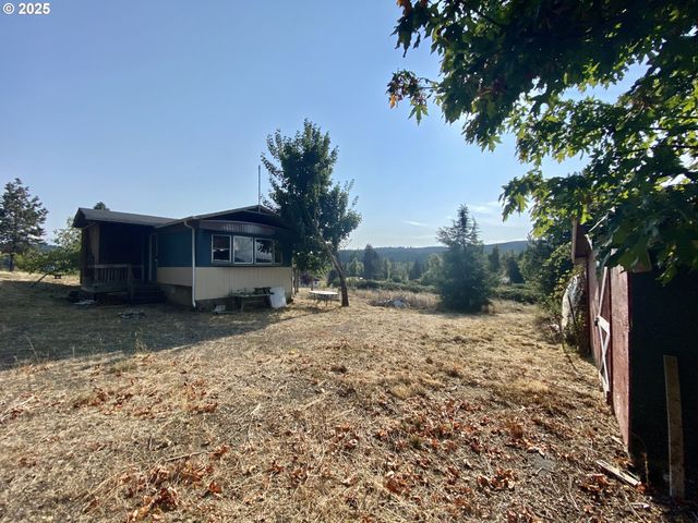 79128 TERRITORIAL Hwy, Lorane, OR 97451