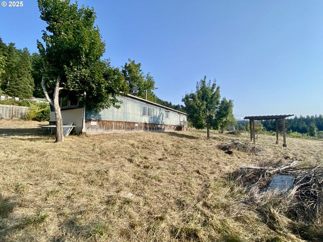 79128 TERRITORIAL Hwy, Lorane, OR 97451