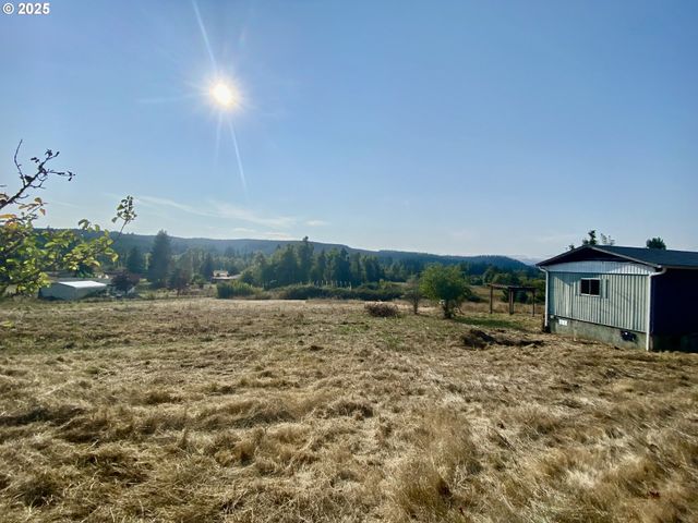 79128 TERRITORIAL Hwy, Lorane, OR 97451