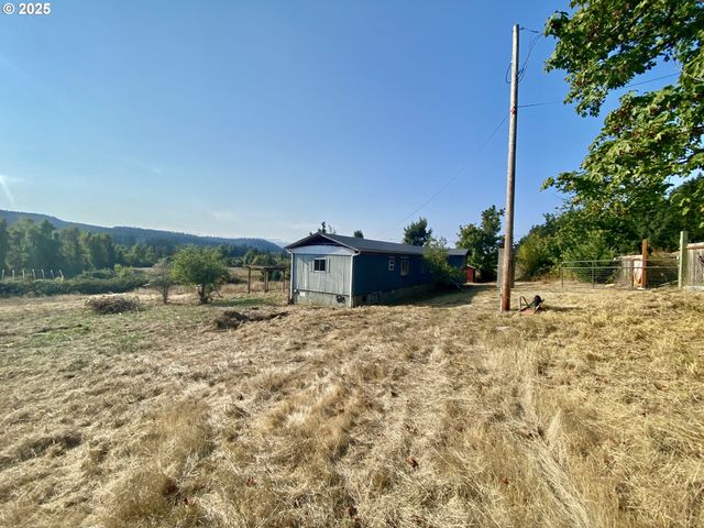 79128 TERRITORIAL Hwy, Lorane, OR 97451