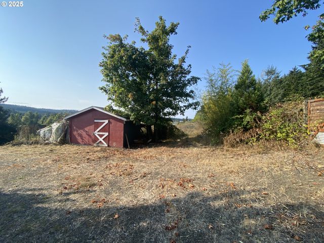 79128 TERRITORIAL Hwy, Lorane, OR 97451