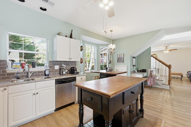 3307 Heathland Way, Mount Pleasant, SC 29466