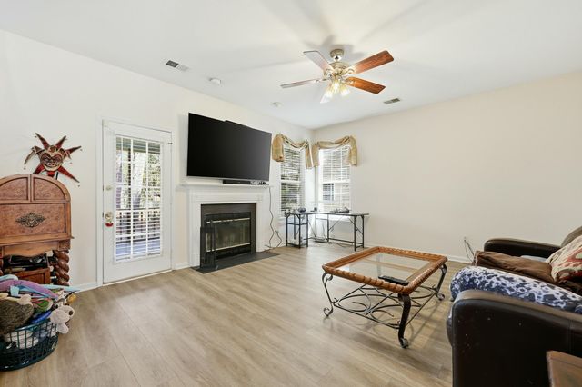 3307 Heathland Way, Mount Pleasant, SC 29466