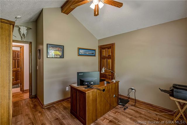 5250 Cedarway Drive NE, Corydon, IN 47112