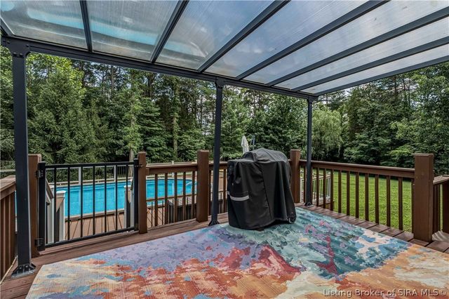 5250 Cedarway Drive NE, Corydon, IN 47112