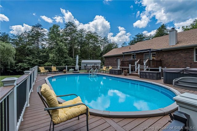 5250 Cedarway Drive NE, Corydon, IN 47112