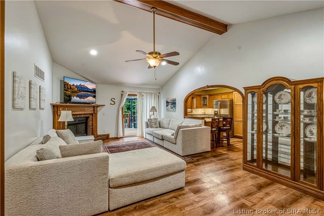 5250 Cedarway Drive NE, Corydon, IN 47112