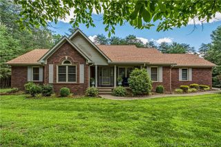 5250 Cedarway Drive NE, Corydon, IN 47112