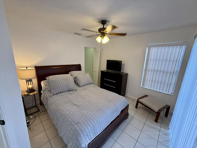1049 Mourning Dove Lane, Wellington, FL 33414