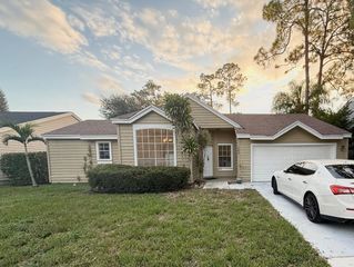 1049 Mourning Dove Lane, Wellington, FL 33414