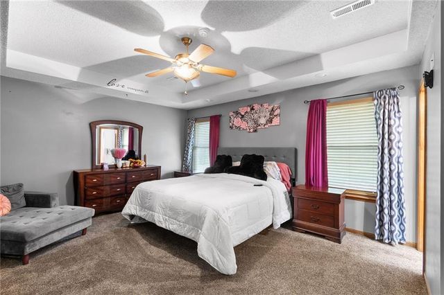 15707 E 3rd Terrace Court S, Independence, MO 64050
