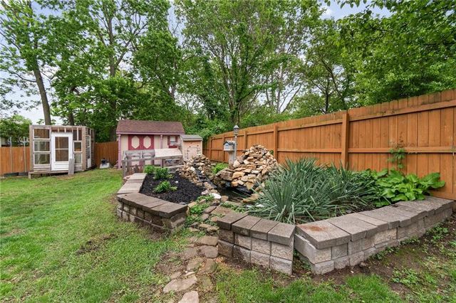 15707 E 3rd Terrace Court S, Independence, MO 64050