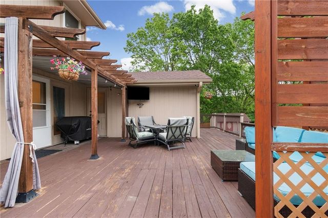 15707 E 3rd Terrace Court S, Independence, MO 64050