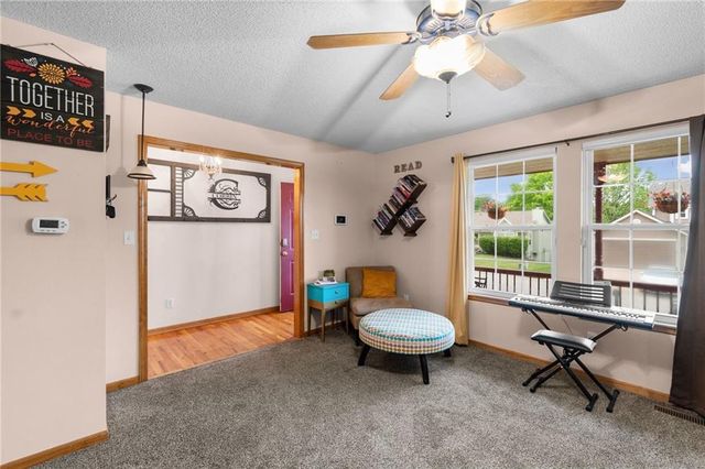 15707 E 3rd Terrace Court S, Independence, MO 64050