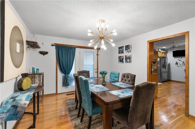 15707 E 3rd Terrace Court S, Independence, MO 64050