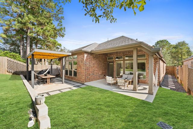 194 Kinnerly Peak Place, Montgomery, TX 77316