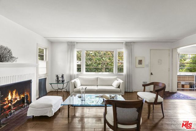 10941 Peach Grove Street, Toluca Lake, CA 91601