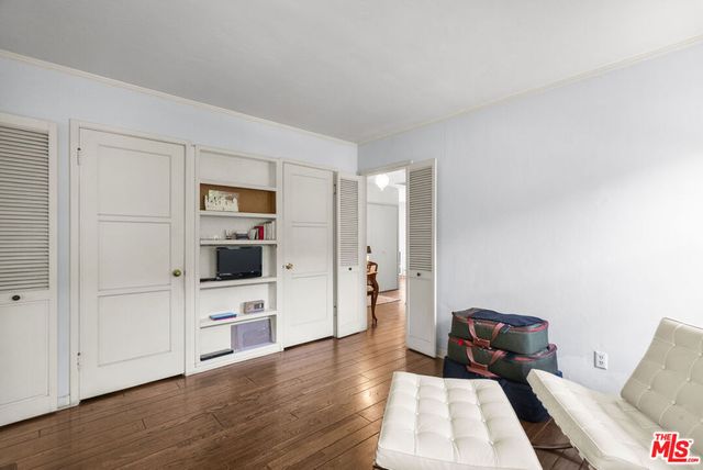 10941 Peach Grove Street, Toluca Lake, CA 91601