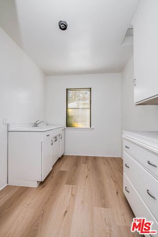 10941 Peach Grove Street, Toluca Lake, CA 91601