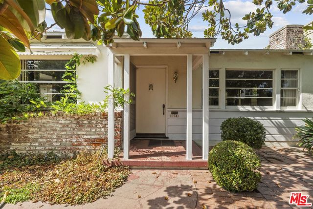10941 Peach Grove Street, Toluca Lake, CA 91601