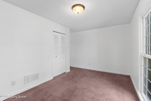 6510 Daverman Ct, Louisville, KY 40228