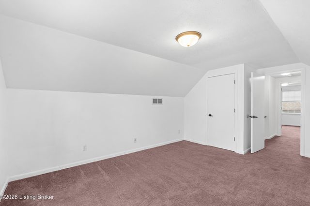 6510 Daverman Ct, Louisville, KY 40228