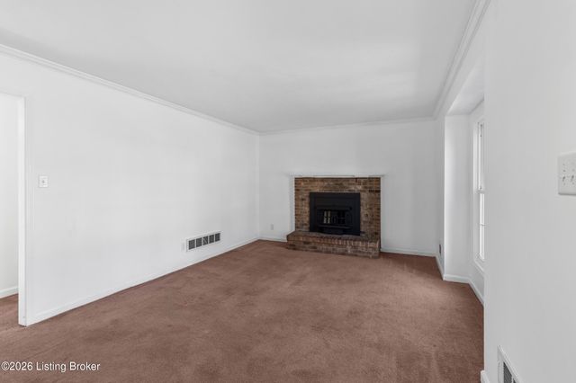 6510 Daverman Ct, Louisville, KY 40228