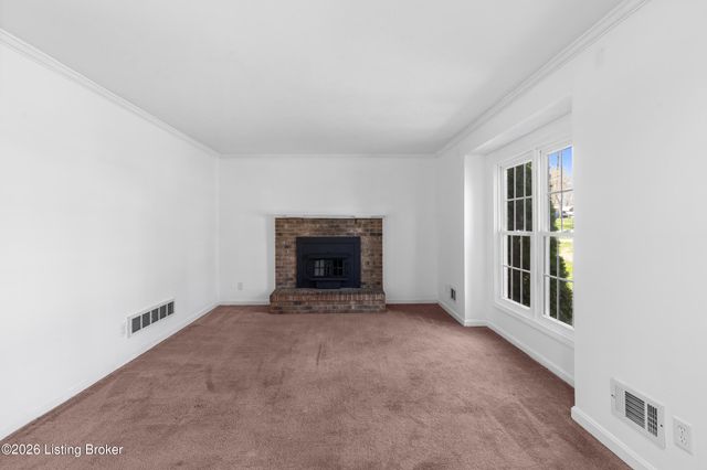 6510 Daverman Ct, Louisville, KY 40228