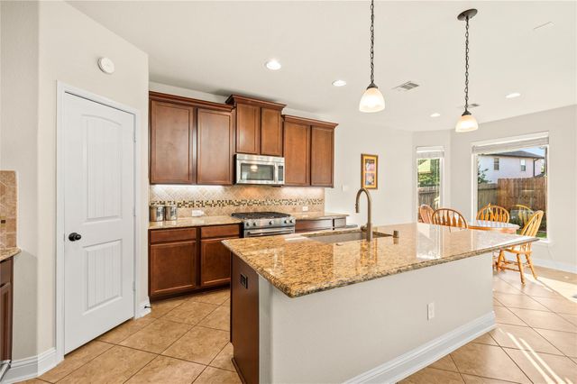 4817 Piares Lane, League City, TX 77573