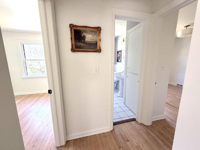 4270 Hunsberger Avenue NE, Grand Rapids, MI 49525