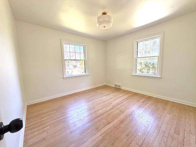 4270 Hunsberger Avenue NE, Grand Rapids, MI 49525