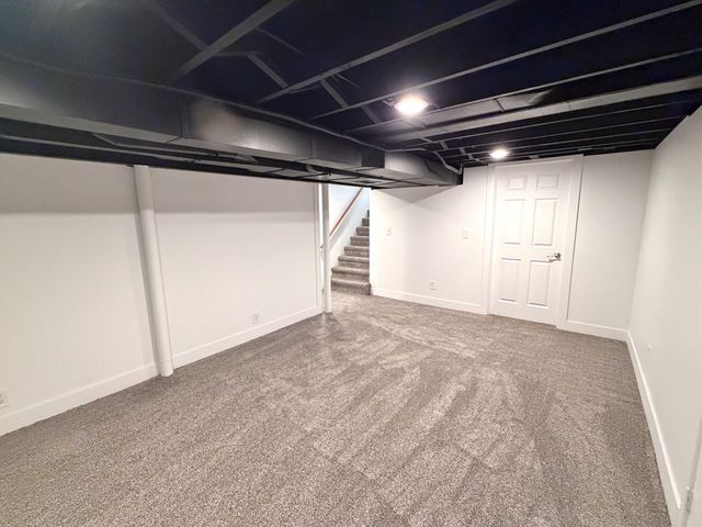 4270 Hunsberger Avenue NE, Grand Rapids, MI 49525