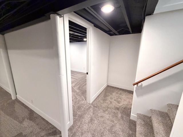 4270 Hunsberger Avenue NE, Grand Rapids, MI 49525