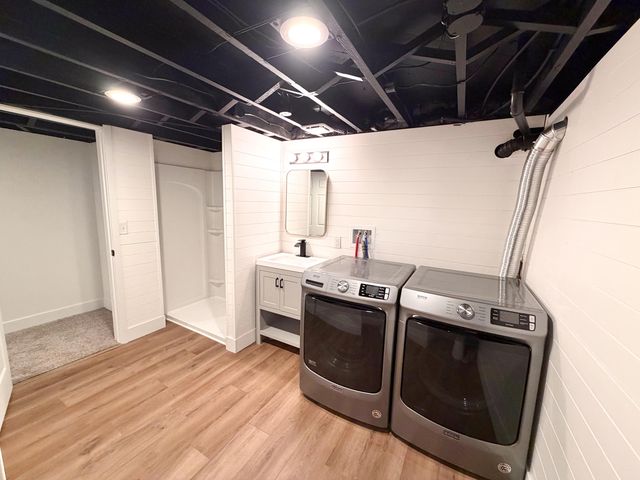 4270 Hunsberger Avenue NE, Grand Rapids, MI 49525