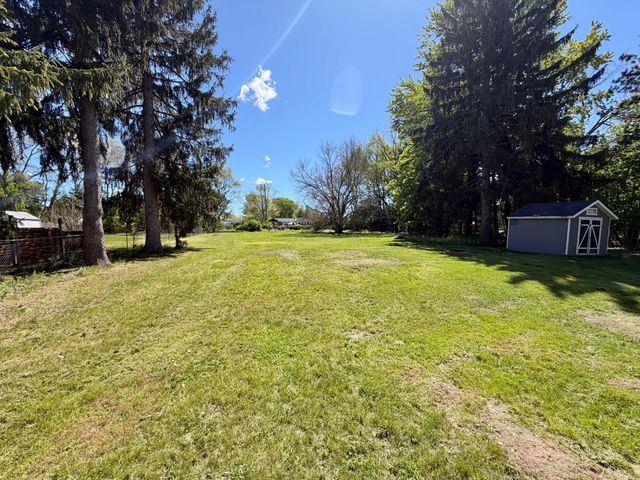 4270 Hunsberger Avenue NE, Grand Rapids, MI 49525