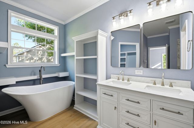 706 Ridgecrest Lane, Rocky Point, NC 28457
