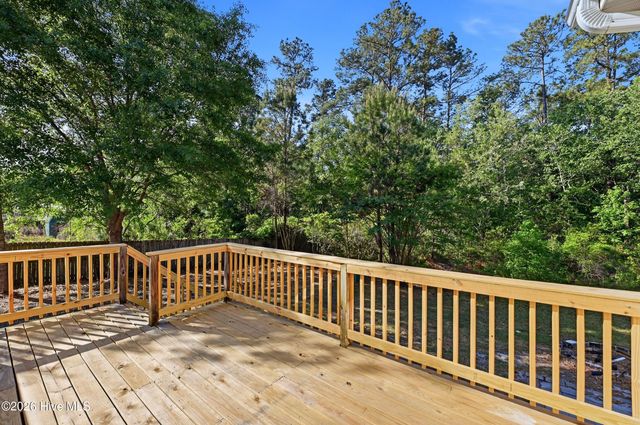 706 Ridgecrest Lane, Rocky Point, NC 28457
