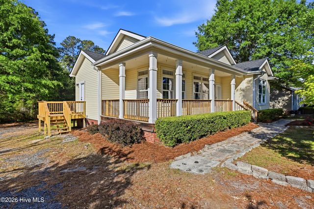 706 Ridgecrest Lane, Rocky Point, NC 28457