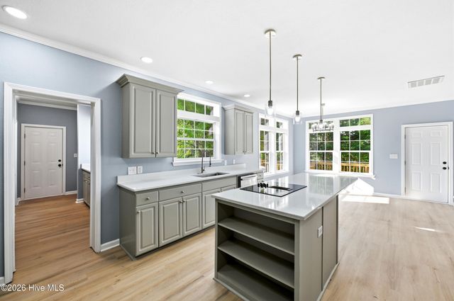 706 Ridgecrest Lane, Rocky Point, NC 28457