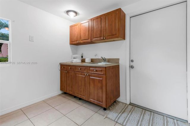 4441 SW 33rd Dr, West Park, FL 33023