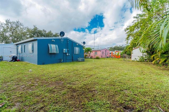 4441 SW 33rd Dr, West Park, FL 33023