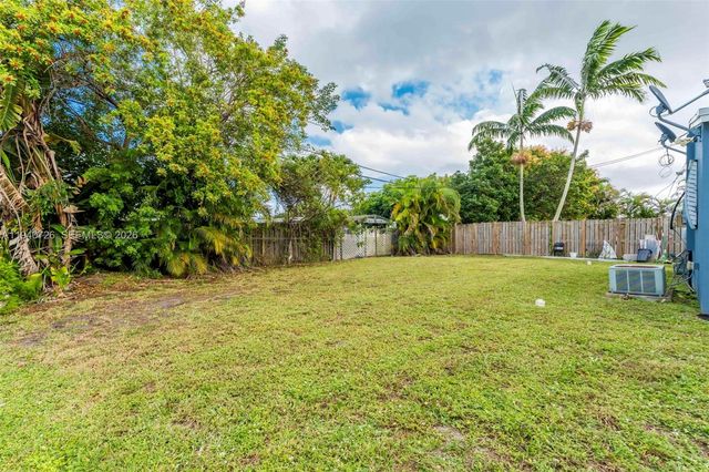 4441 SW 33rd Dr, West Park, FL 33023