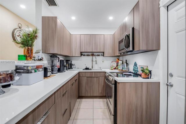 4441 SW 33rd Dr, West Park, FL 33023