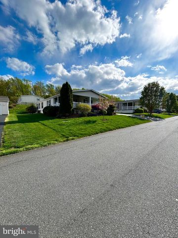 548 CONESTOGA DR, Coatesville, PA 19320