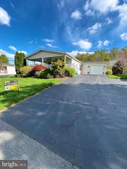 548 CONESTOGA DR, Coatesville, PA 19320