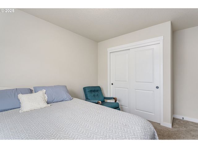 28717 Sw FINLAND Ave, Wilsonville, OR 97070