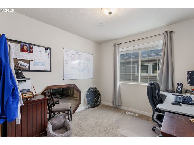 28717 Sw FINLAND Ave, Wilsonville, OR 97070